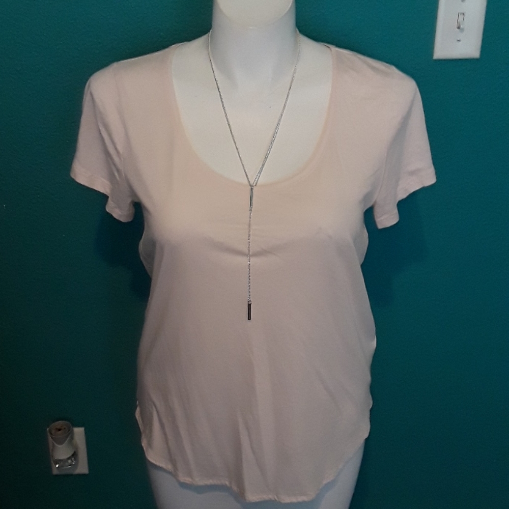 Banana republic peach top - Picture 1 of 3